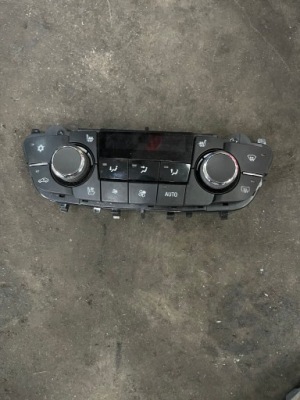 Opel insignia a панель обдув 13273098 фото №1