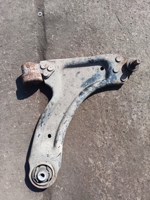 Рычаг левый lub правый перед opel meriva a фото №1