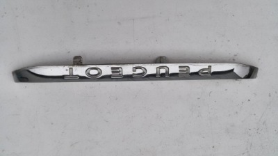 Peugeot 2008 значок молдинг емблема бампера перед хром 9802531877 фото №1