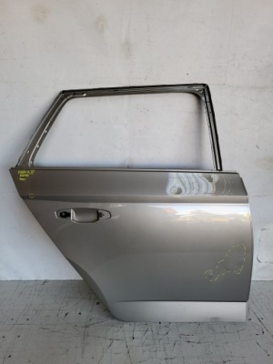 Skoda fabia iii 6v9 двері праве задня задні kombi фото №1