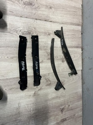 Ford ecosport направляющая бампера задняя левый правый cn15-17a882 фото №1