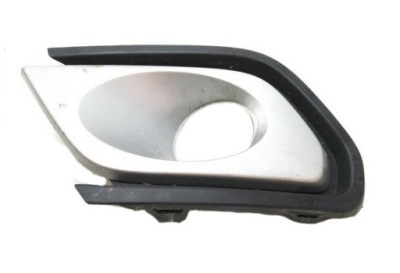 Решётка радиатора w бампере левая do 261a37821r renault/dacia фото №1