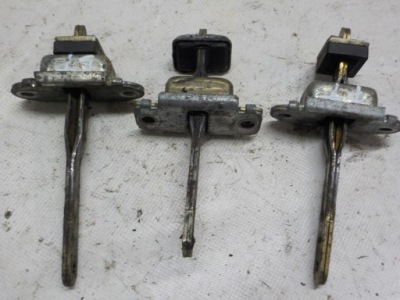 Frontera b ограничитель дверь левый перед фото №1