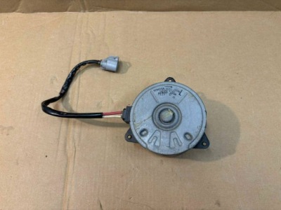 Вентилятор радіатора lexus rx 330 - 350 - 400h 1636320300 фото №1