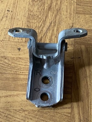 Петля двері nissan qashqai j11 перед lub задня фото №1