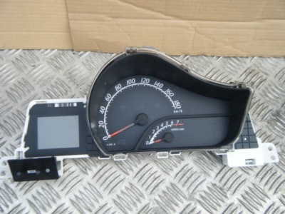 Счетчик приборы toyota iq 83800-74112 фото №1