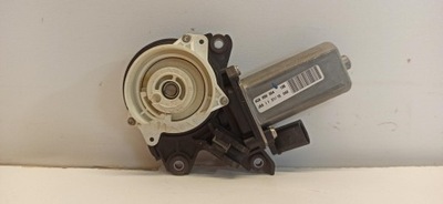 Audi a7 4g доводчик двері правий задня 4g8839004 фото №1