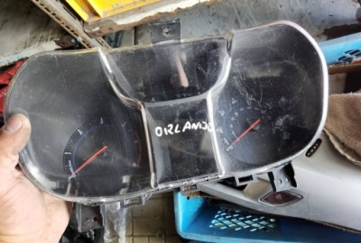 Chevrolet orlando 2011 счетчик / спидометр фото №1