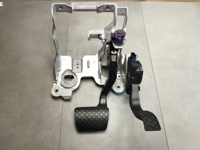 Audi a5 8t педалі гальма gaz 8k1721117 фото №1