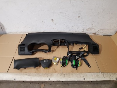 Приборная панель приборная панель приборная панель подушка безопасности toyota auris i 5d 2007r eur фото №1