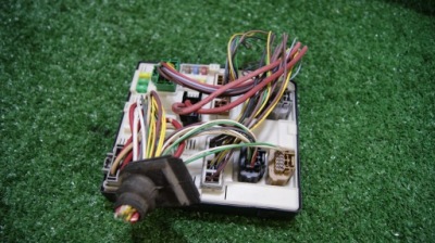 Блок керування usm renault laguna 3 284b61187r фото №1