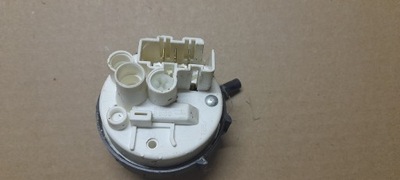 ARISTON LI 460 - Hydrostat zmywarki 7650053