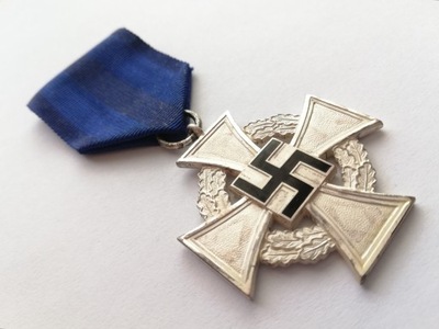 Srebrny Krzyż zasługi za 25 lat służby