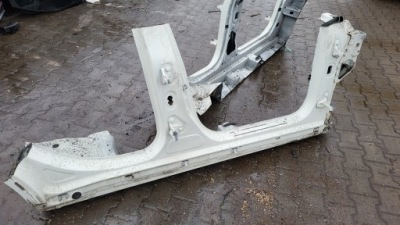 Mercedes gla w156 x156 13-19r четверть порог стойка  a + b правый фото №1