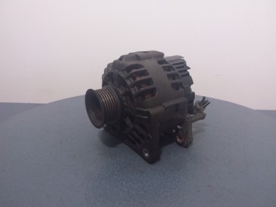 Skoda octavia 1 1.6b генератор 90a 030903023j фото №1