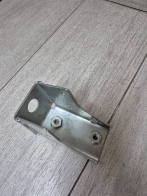 16566. ferrari california кронштейн рамы правый перед 224971 фото №1