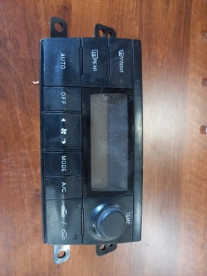 Панель кондиціонера mazda premacy 02r фото №1