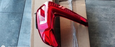 Volvo xc40 лампа задняя правая фото №1