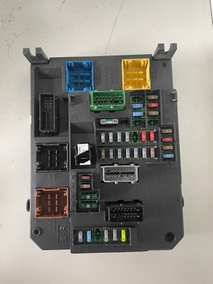 Citroen c4 ii модуль блок управления bsi предохранителей фото №1