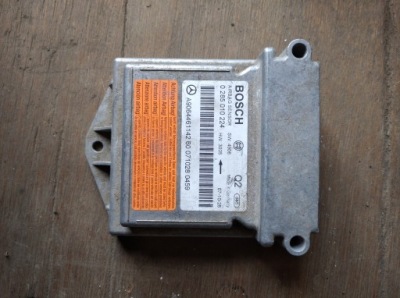 Модуль датчик подушка безопасности 0285010224 sprinter фото №1