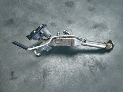 Bmw 5 g30 радиатор выхлопных газов egr 8576473 фото №1
