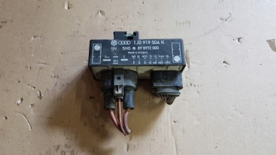 Модуль вентиляторів golf iv 1.4 16v 1j0919506k фото №1