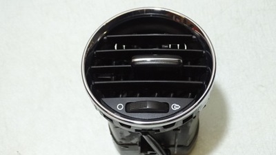 Решітка обдув середня 9658515377 peugeot 308 фото №1