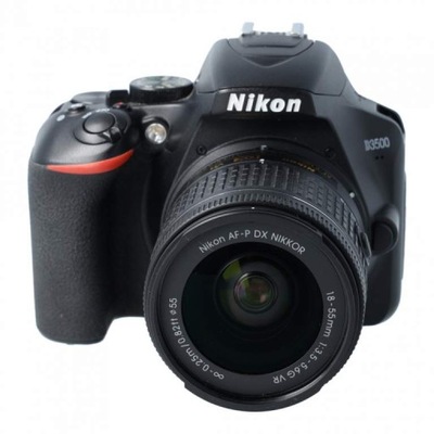 Nikon D3500 + ob. AF-P DX 18-55 f/3.5-5.6 G