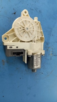 Моторчик стекло правый задняя peugeot 407 06r фото №1