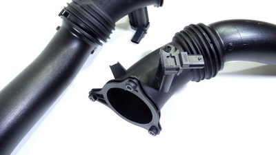 Bmw g11 730i шланг труба воздуха 13718601683 фото №1