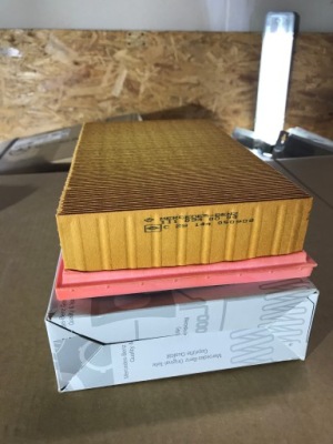 Фільтр повітря mercedes w124 оригінал оригінальний номер фото №1