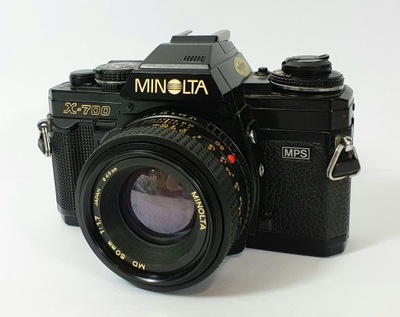 Aparat MINOLTA X-700 + Minolta MD 50mm 1:1.7