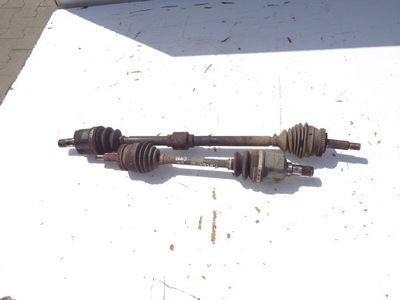 Приводной вал правая kia carens 3 iii 2.0 crdi фото №1