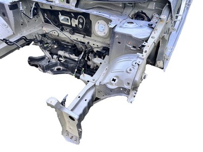 Peugeot 308 t9 чверть ліва лонжерон підкрилок фото №1