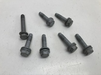 Opel mokka ii b 2022 болты подвеска задняя заднего фото №1