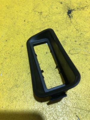 Mini cooper r56 - защита кронштейн лампы правый перед 2756029 фото №1