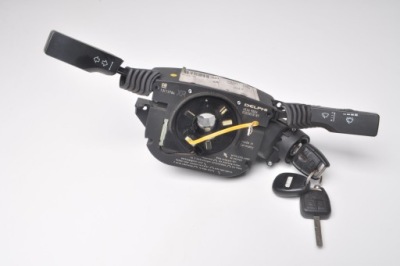 Opel vectra c iii переключатель комбинированный лента 13112784 фото №1