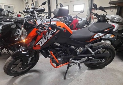 KTM Duke KTM DUKE 125 motocykl kat. B a1 Naket...