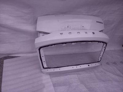 Skoda kodiaq lift 19- крышка багажника задняя 565827159 фото №1