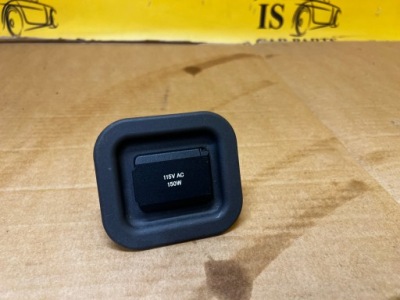 Разъём port зарядное устройство 115v ac 150w mercedes gl x166 фото №1