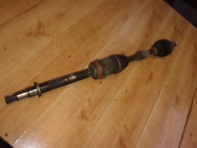 Toyota corolla verso ii приводной вал правая длинная 2.2 d-cat фото №1