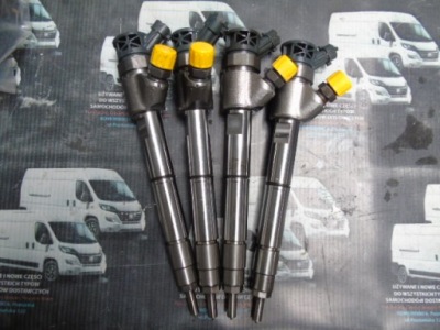 Инжектор топлива 0445111143 new holland фото №1