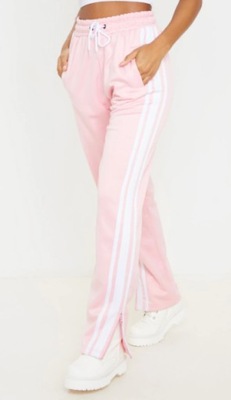 Różowe spodnie dresowe PrettyLittleThing 38