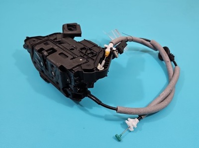 Замок перед лівий 5tb837015a skoda rapid europa 7pin фото №1