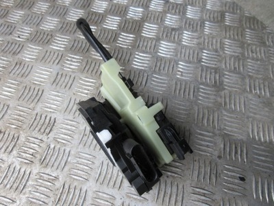 Ecosport mk2 ii lift 19 r. замок крышки багажника фото №1