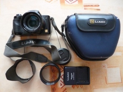 Panasonic Lumix DMC-FZ5 w bardzo dobrym stanie