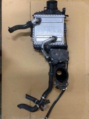 Интеркулер дроссельная заслонка труба пабтрубок  mercedes 0m654 654 920 w213 w253 2.0 cdi фото №1