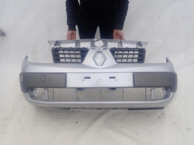 Renault scenic ii 03-06 бампер перед передний фото №1