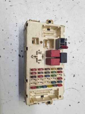 Коробка предохранителей fiat punto 2 46758959 фото №1