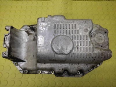 Seat leon i 1.4 піддон піддон масляна 030103603p фото №1
